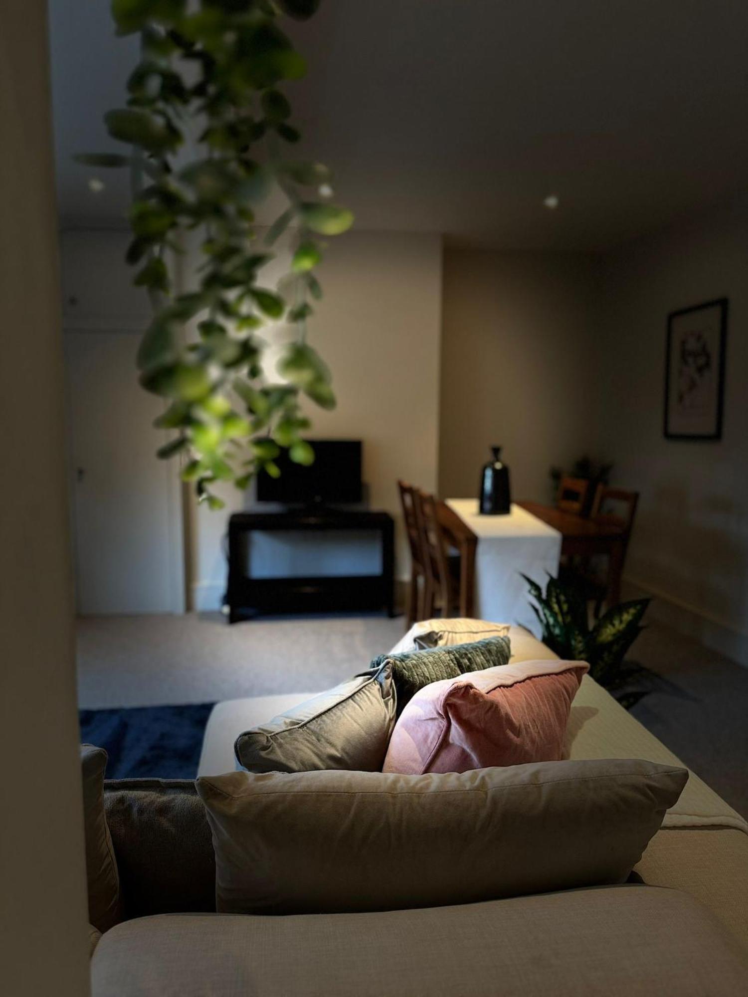 Osbourne House Pink 2 Bed, 2 And Half Bath Apartman Birmingham Kültér fotó