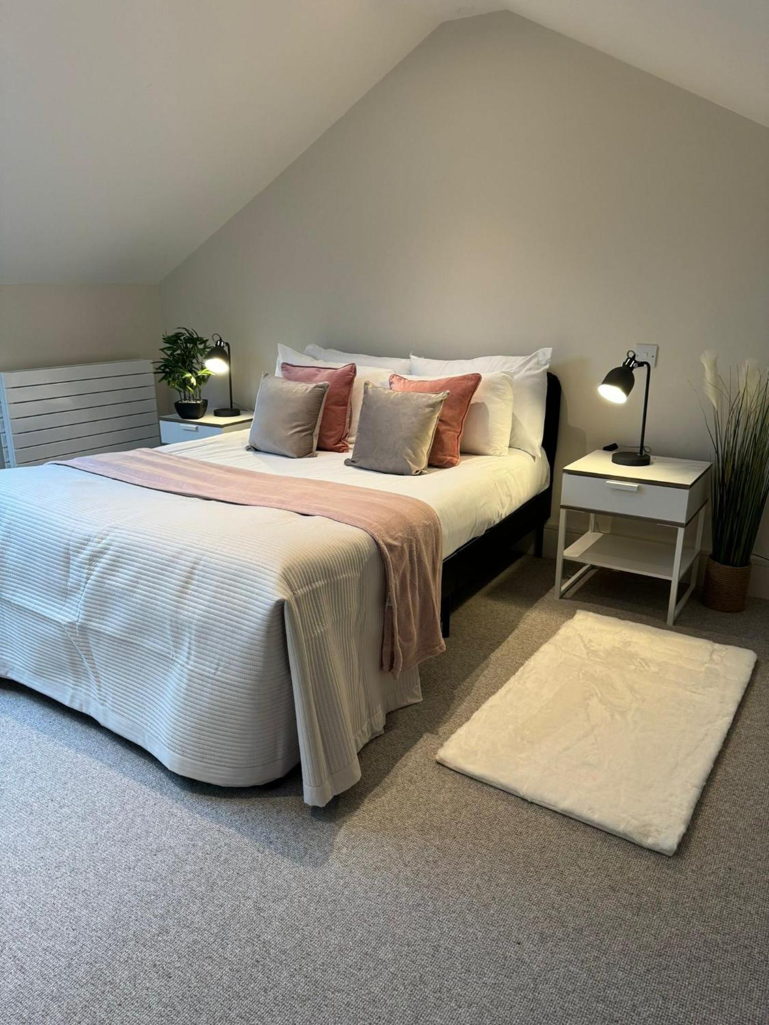 Osbourne House Pink 2 Bed, 2 And Half Bath Apartman Birmingham Kültér fotó