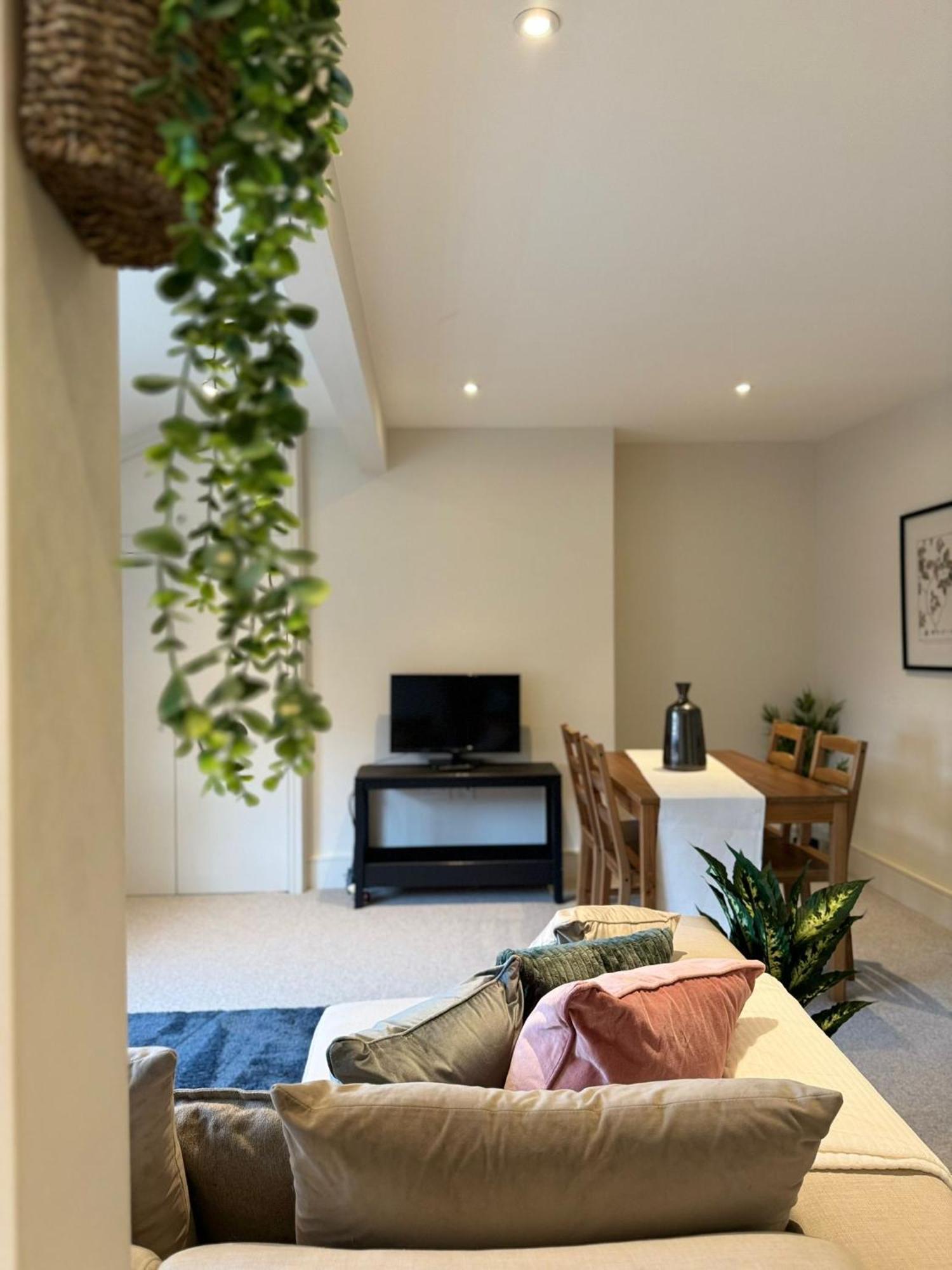 Osbourne House Pink 2 Bed, 2 And Half Bath Apartman Birmingham Kültér fotó