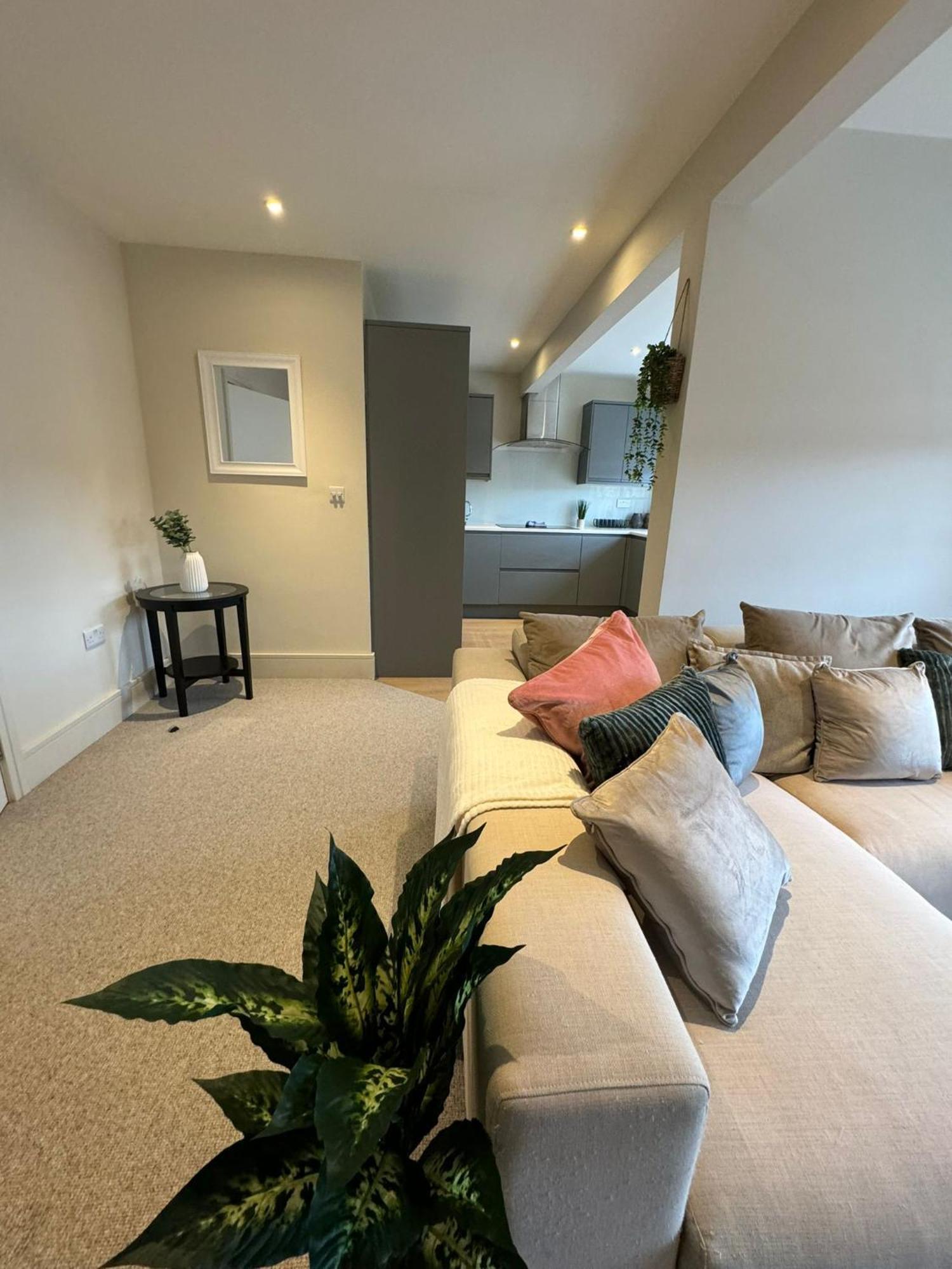Osbourne House Pink 2 Bed, 2 And Half Bath Apartman Birmingham Kültér fotó